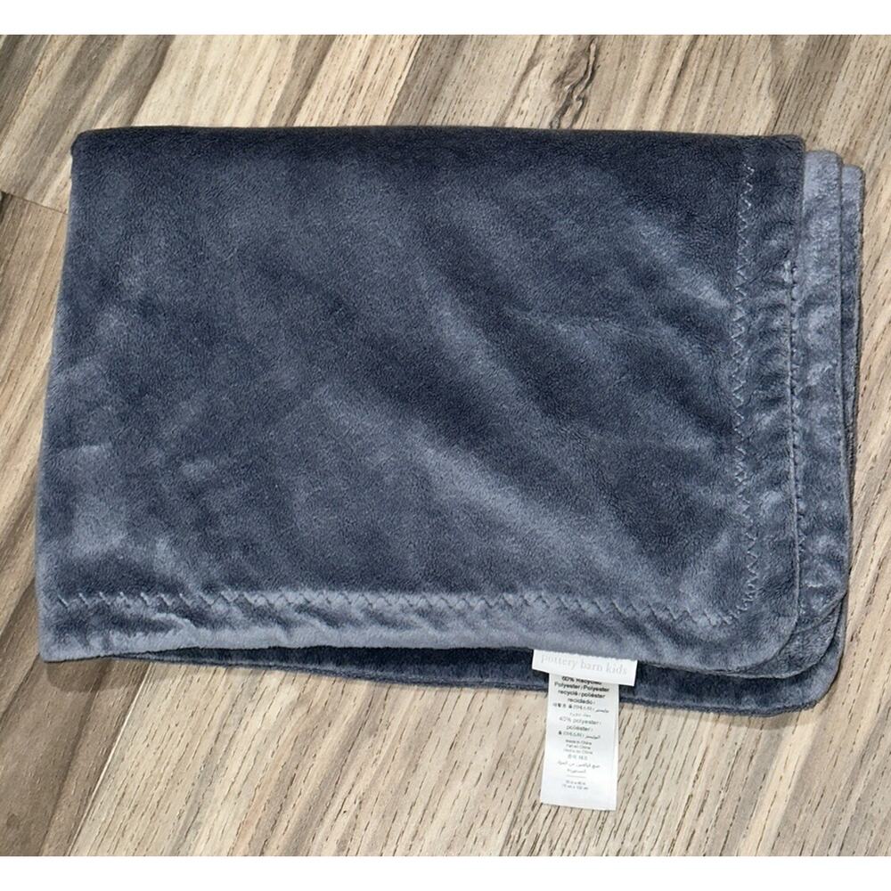 Pottery Barn Kids Plush Velvet Throw Blanket in Navy Blue